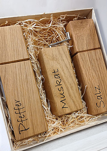 Gewürzmühlenset 3 Eckig aus Eiche Natur